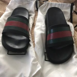 Gucci Flip Flops size 8